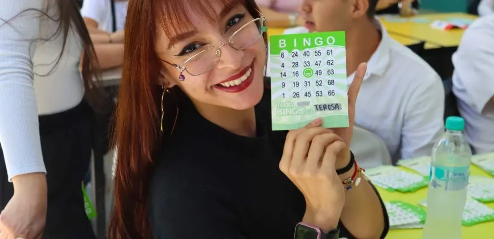Bingo Dejando Huella en el Poli